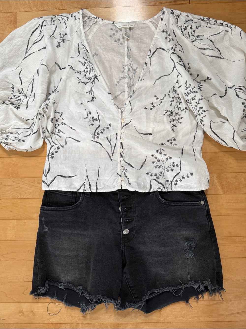 H&M Linen Blend Floral Blouse - Cottagecore/Romantic Style Size M